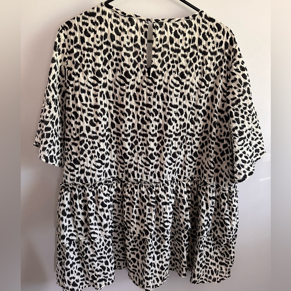ODDY Black and White Leopard Embroidered Floral Peasant Blouse - Picture 2 of 2